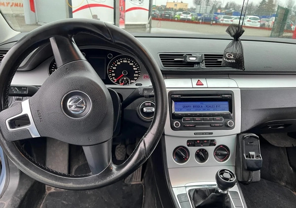 Volkswagen Passat cena 9900 przebieg: 390000, rok produkcji 2009 z Wągrowiec małe 379